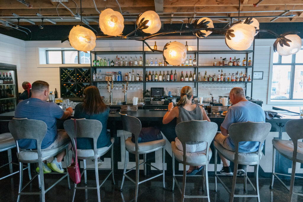 Southern-style restaurant and bar in Belmont honoring the Jonas Brothers family