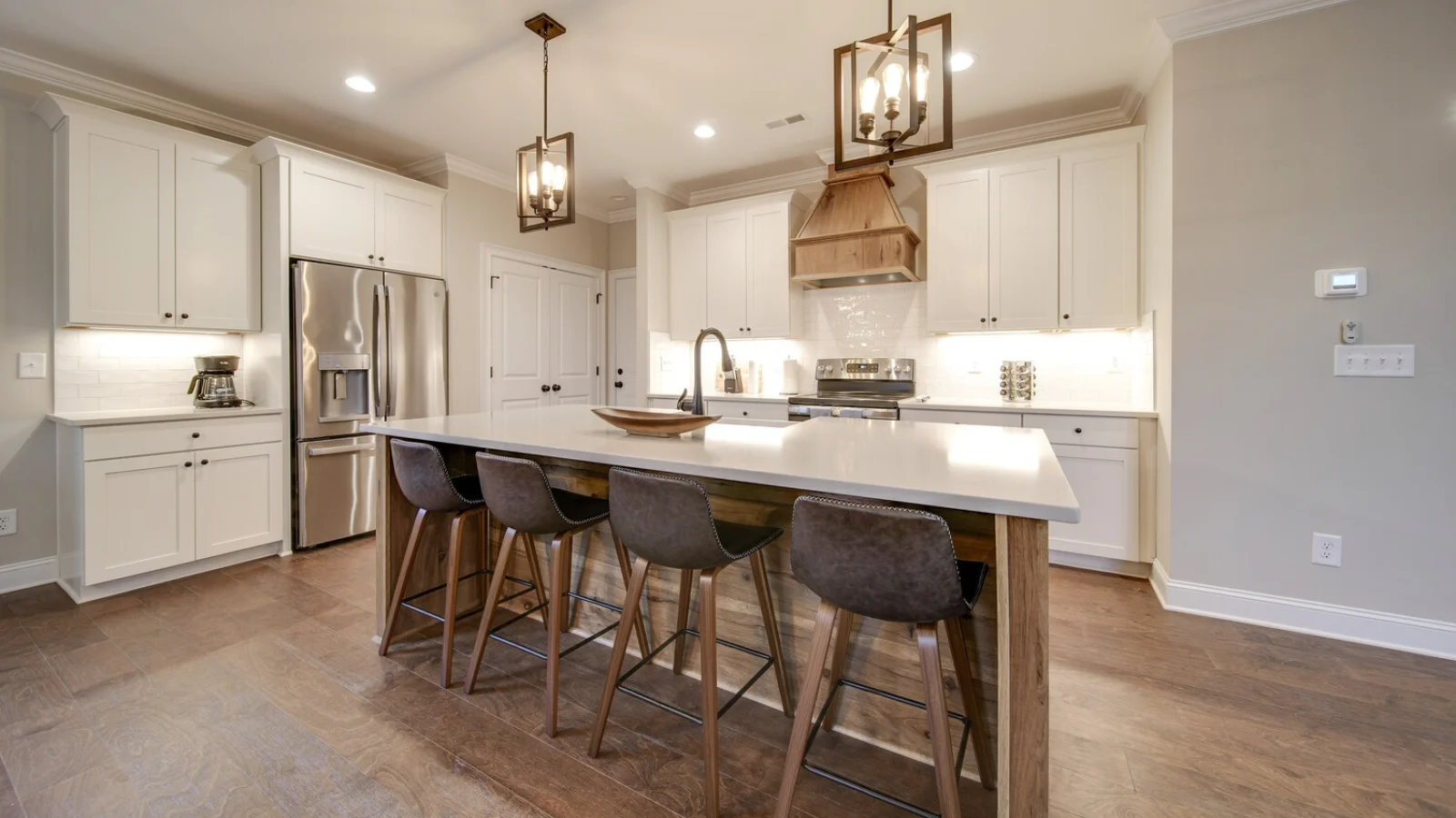 Modern Farmhouse Retreat Kitchen
